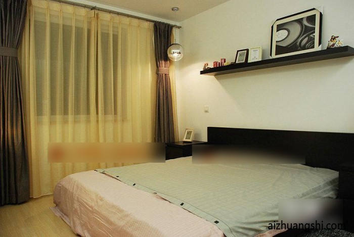 客厅窗帘怎么安排位置 14-28-26-56-50.jpg